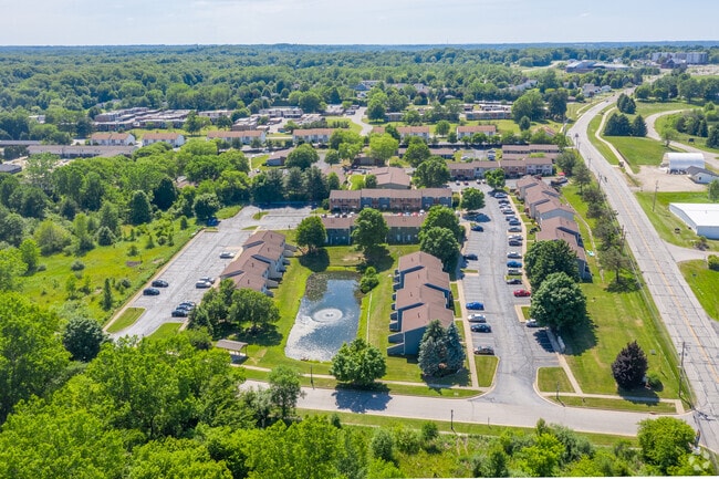On Summit St Next to Kent State University - UNIVERSITY TOWNHOMES in KENT