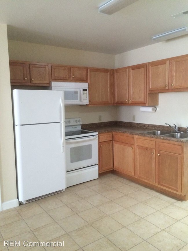 Foto del edificio - 42 Charles Ave SE