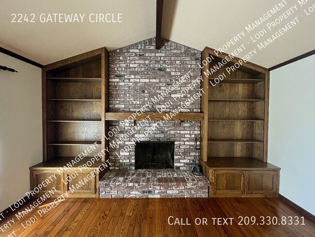 Foto del edificio - 2242 Gateway Cir