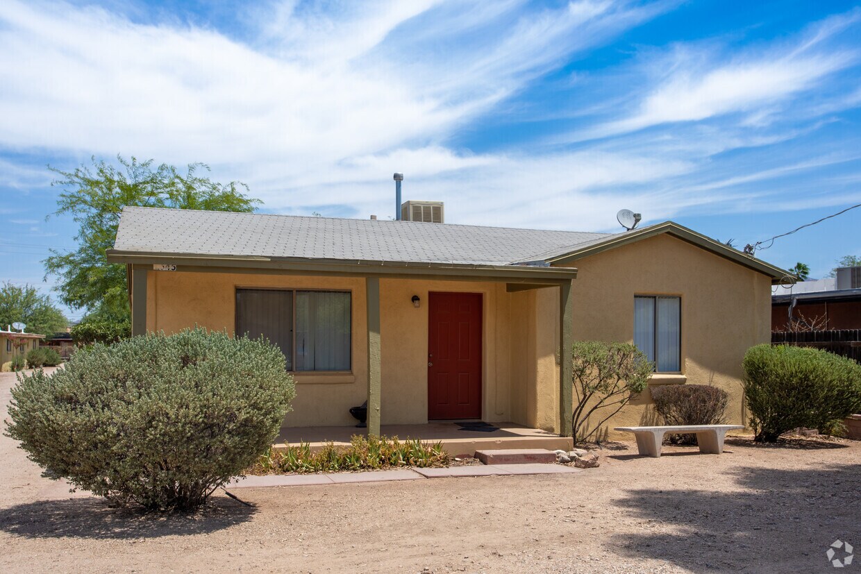 Foto principal - 1631-1645 E Hedrick Dr