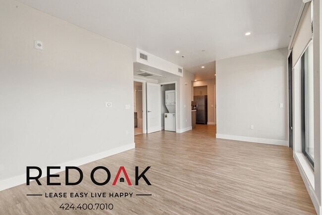 Foto del edificio - 5550 1/3 Bonner Ave-507
