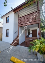 Building Photo - 1462 W 5th St