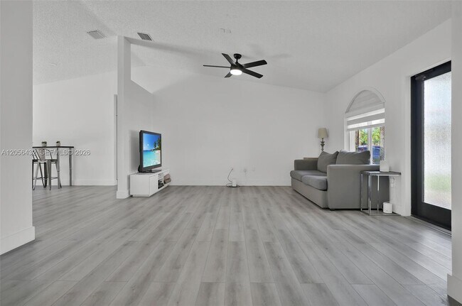 Foto del edificio - 20791 SW 129th Ct