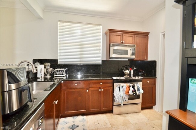 Foto del edificio - 3 br, 3 bath House - 497 Menendez Ave # 14