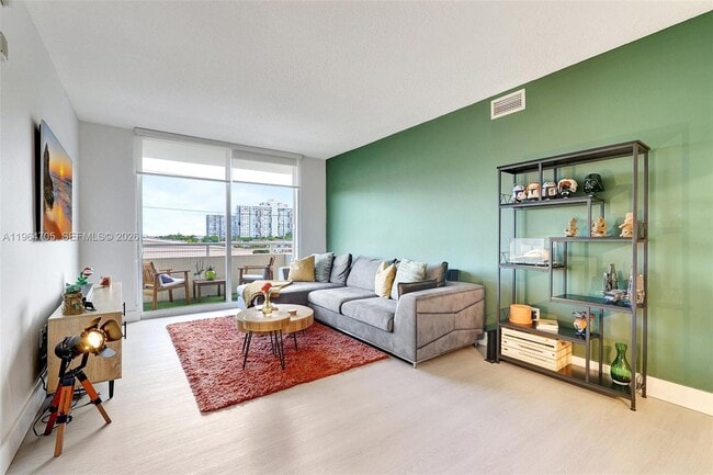 Building Photo - 18800 NE 29th Ave