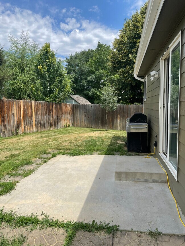 Foto del edificio - 2715 Chesapeake Bay