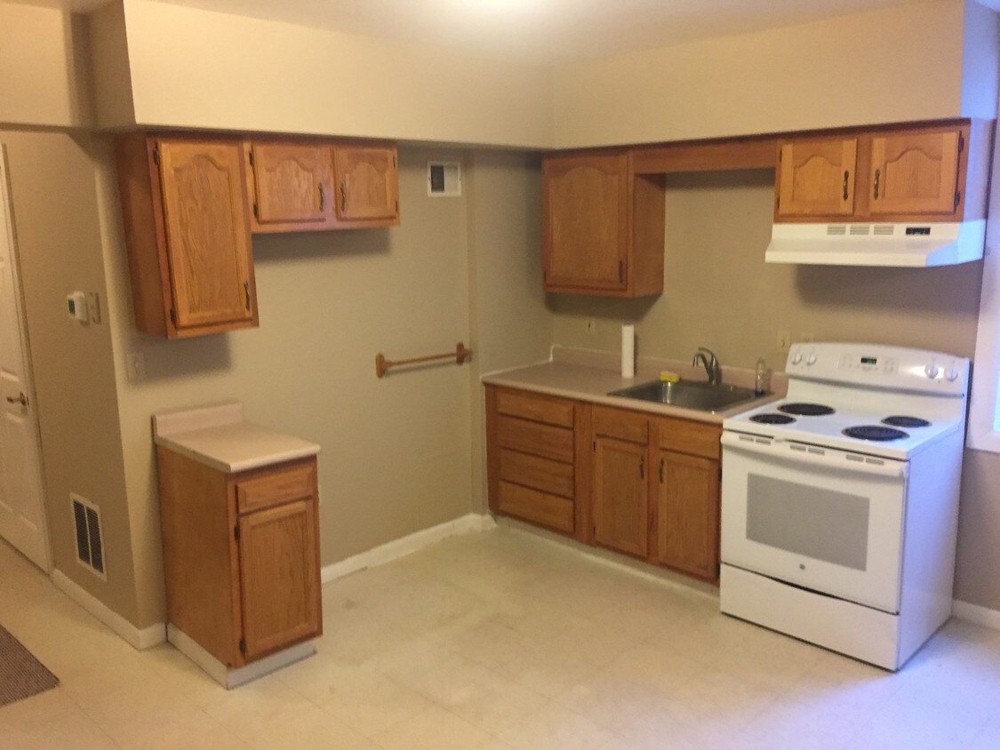 519 Front St, Catasauqua, PA 18032 Apartments in Catasauqua, PA