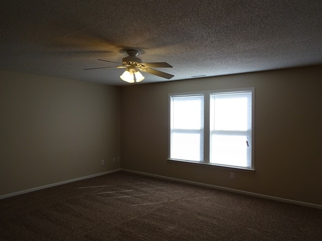 Foto del edificio - 1681 Blue Grass Parkway
