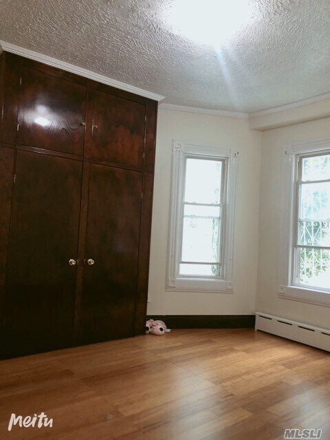 Building Photo - 32-28-32-30 30th St
