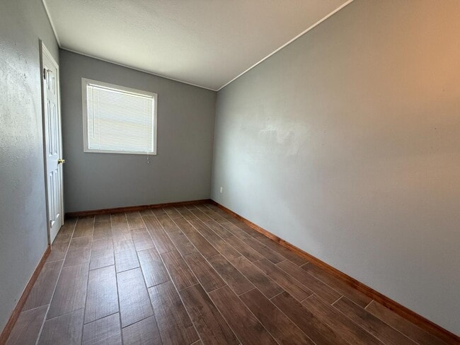 Building Photo - 3602 N Wilder Rd