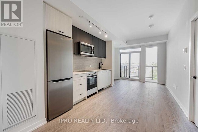 Building Photo - 2300-2300 St Clair Ave W