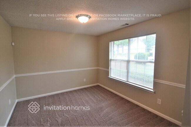 Foto del edificio - 3668 Gray Birch Dr