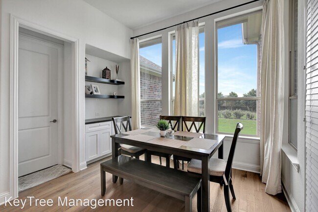 Foto del edificio - 4 br, 3 bath House - 830 Agave Drive