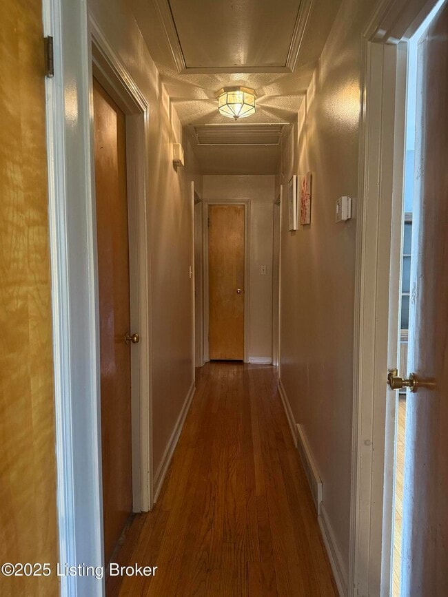 Foto del edificio - 6113 Princess Way