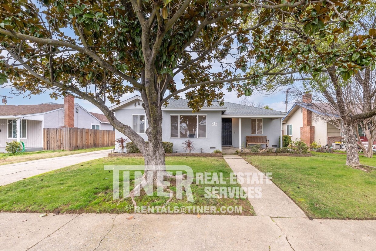 5530 36th Ave, Sacramento, CA 95824 House Rental in Sacramento, CA