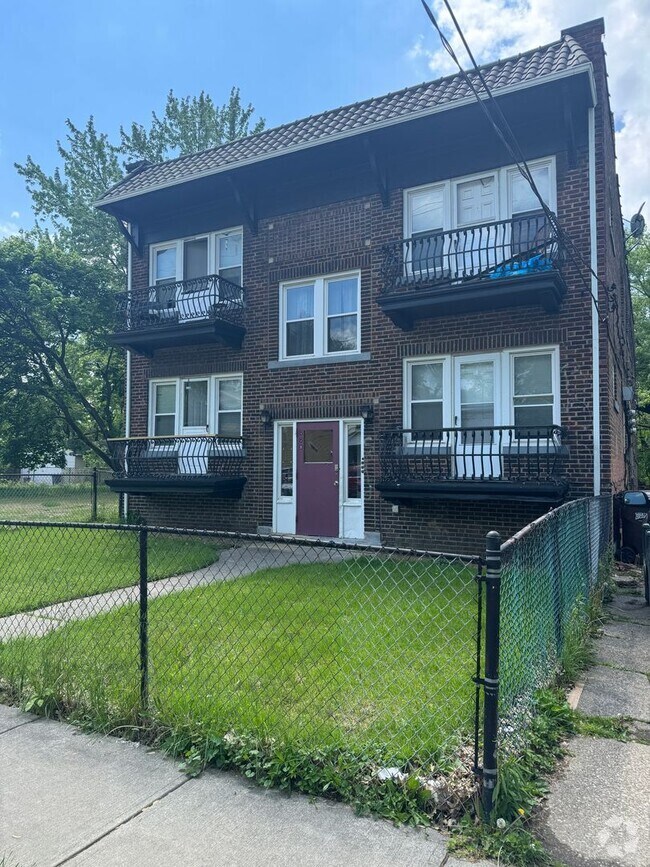 Building Photo - 880 E 144th St