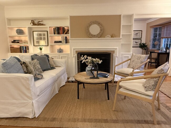 Foto del edificio - 2321 State St