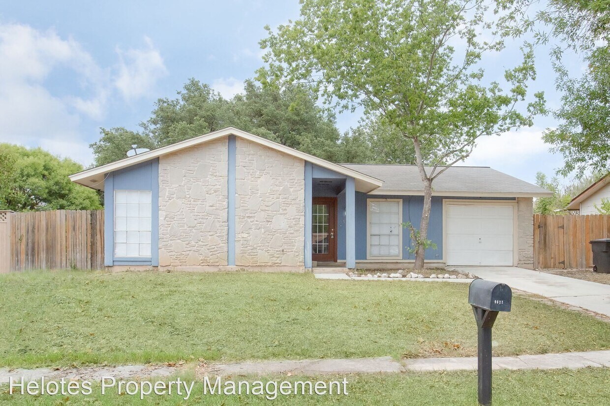 Primary Photo - 4 br, 2 bath House - 9627 Quicksilver
