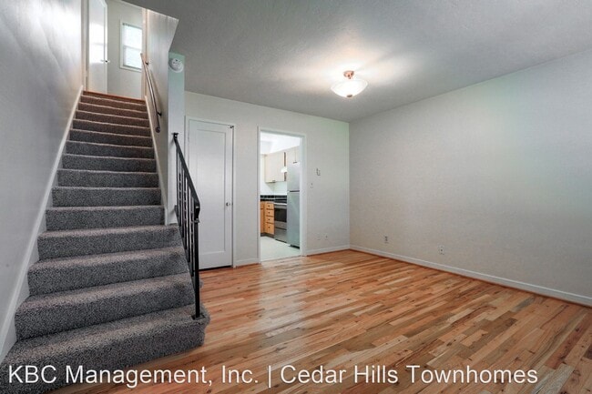 Building Photo - 1 br, 1 bath Apartment - 10221 SW Eastridg...