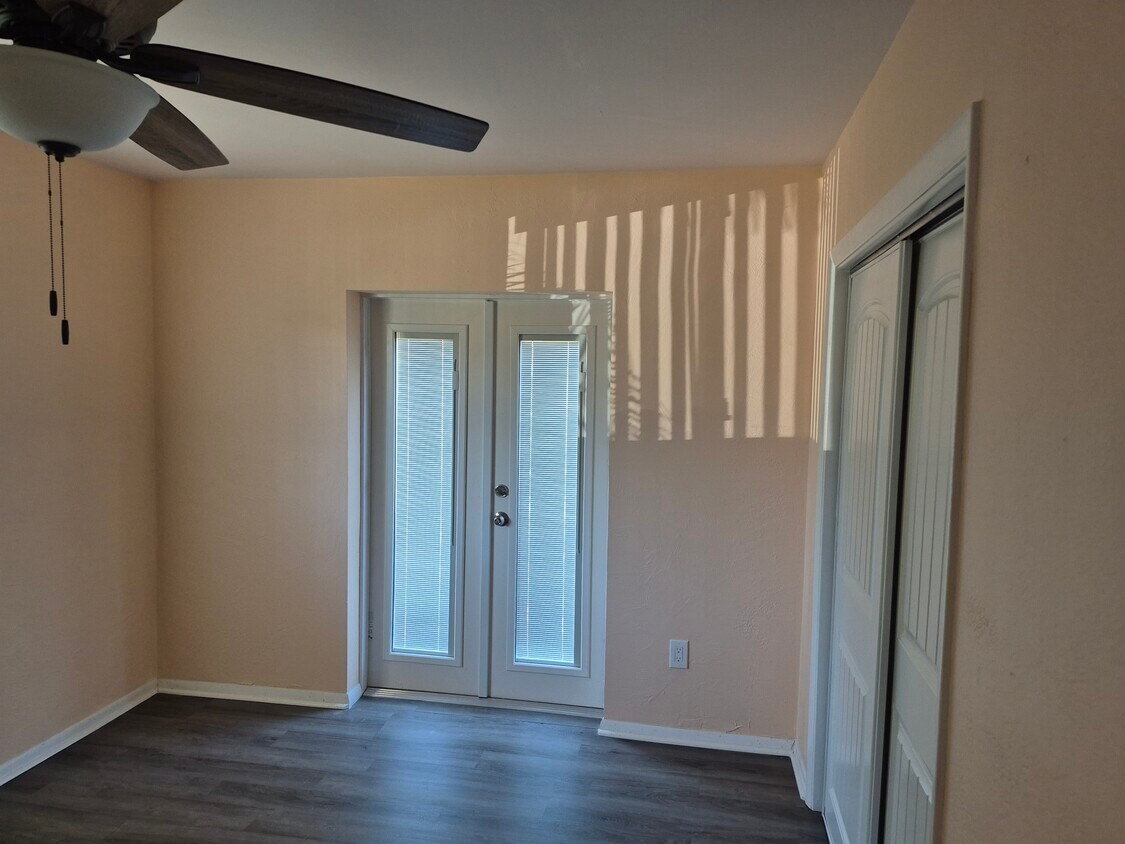 Foto principal - 3600 68th St N