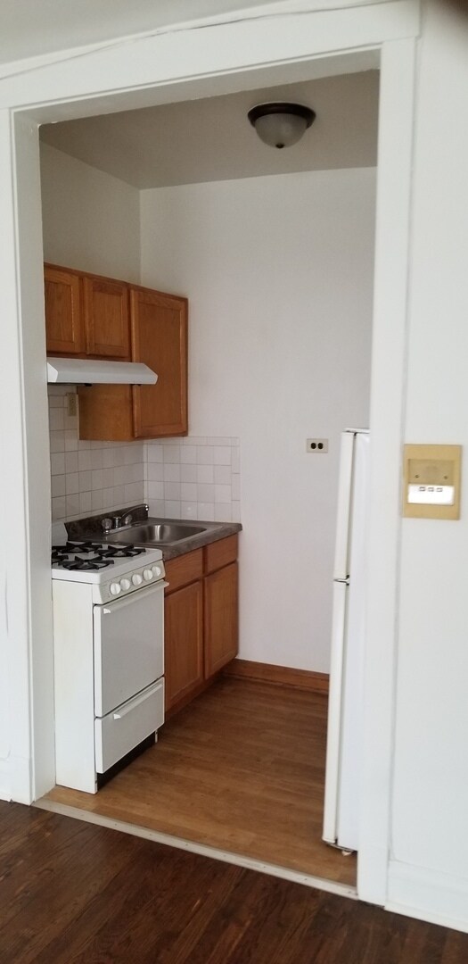 Foto del edificio - 1701 W North Shore Ave