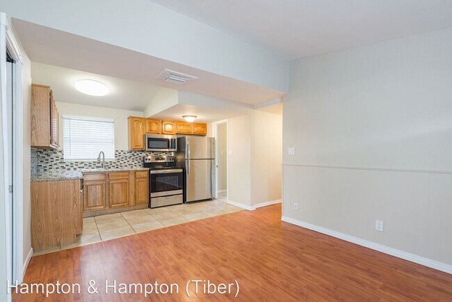 Building Photo - 3 br, 1 bath House - 7216 E EMMA ST