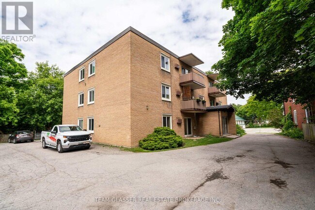 Photo du bâtiment - 52-352 Hiawatha St