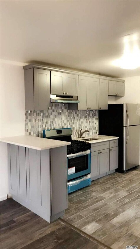 Foto principal - 164-41 108th Dr