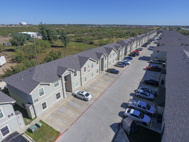 La Joya Apartments Laredo Tx