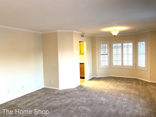 Foto del edificio - 4 br, 3 bath House - 6100 Castle Bay Dr