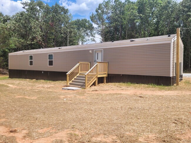 Foto del edificio - NOW ACCEPTING APPLICATIONS: Madison Co- Co...