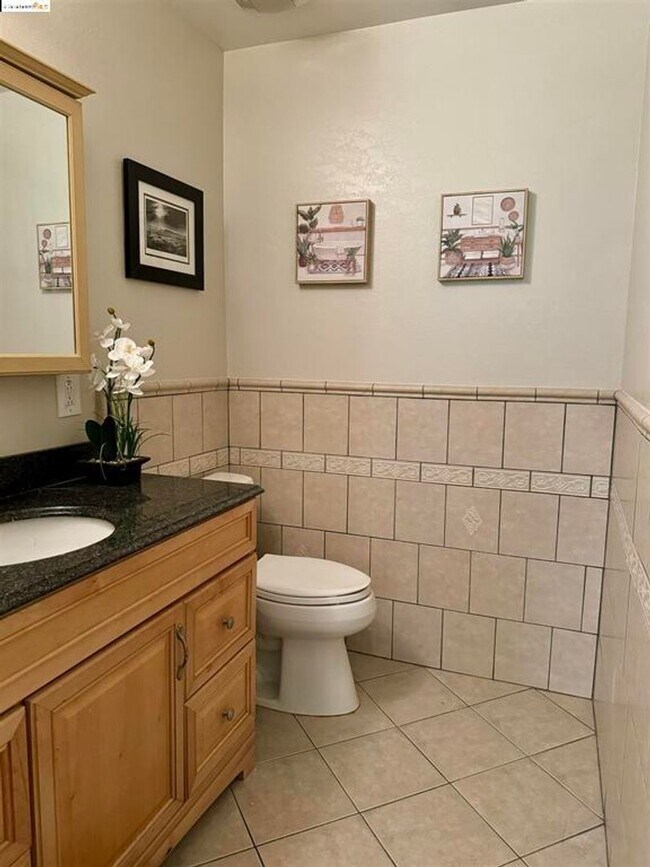 Foto del edificio - OPEN HOUSE THURSDAY AUGUST 22ND 11-11:30 A...