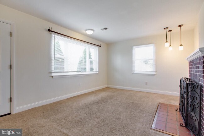 Building Photo - 10851 MD-108