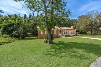 Building Photo - 253 Cowry Rd