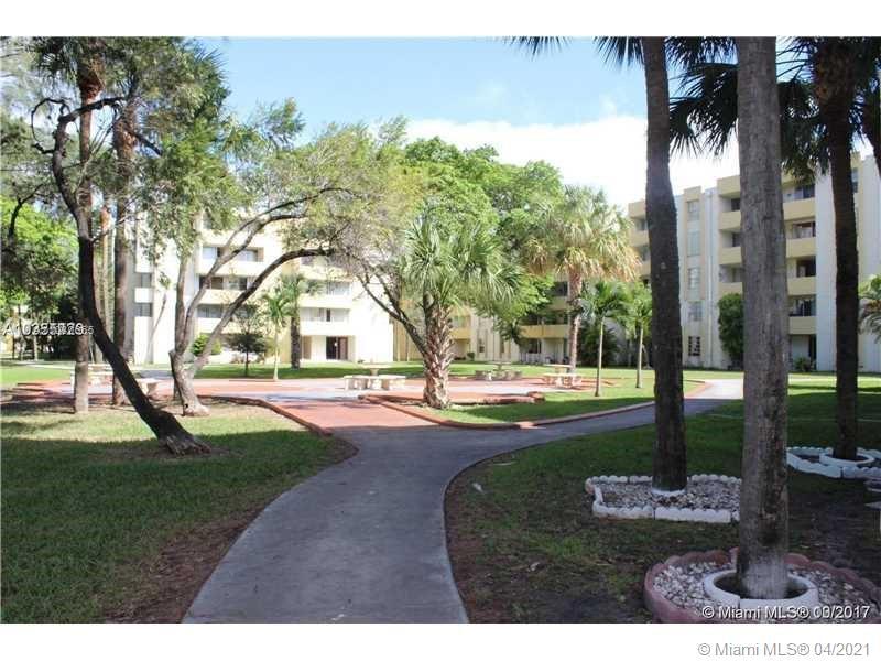 10000 NW 80th Ct Unit 2523, Hialeah, FL 33016 Condo for Rent in