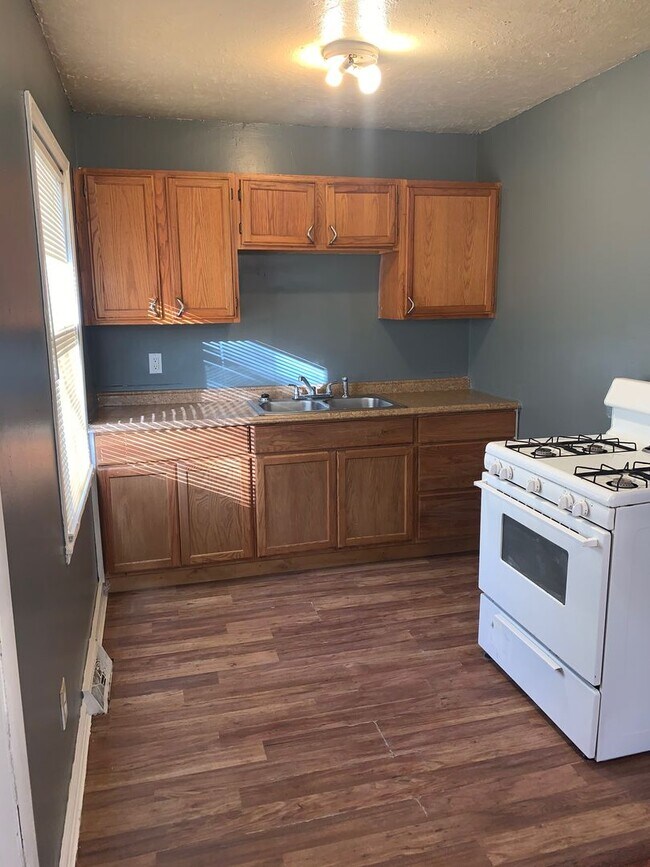 3532 Spruce Ave Kansas City, MO 64128 Alquileres en Kansas City, MO