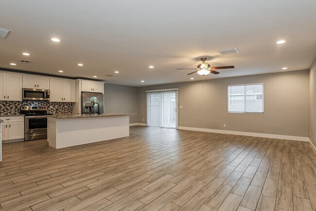 Foto del edificio - 4920 S 23rd Ave