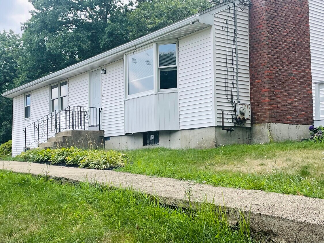 186 Prospect Hill Rd, Waltham, MA 02451 House Rental in Waltham, MA