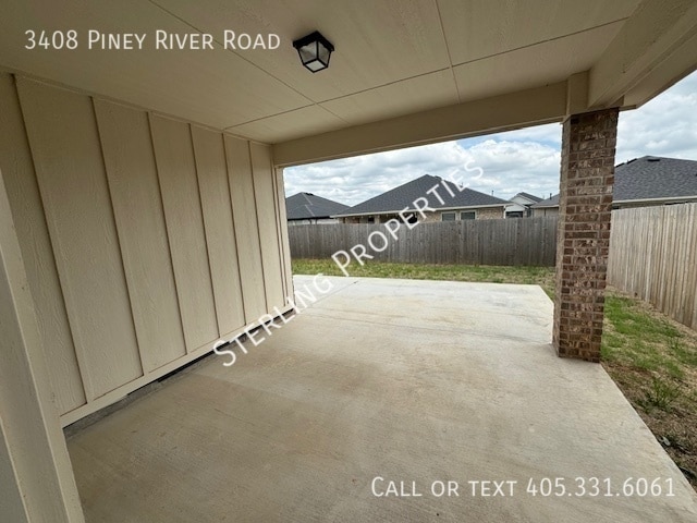 Foto del edificio - 3408 Piney River Dr