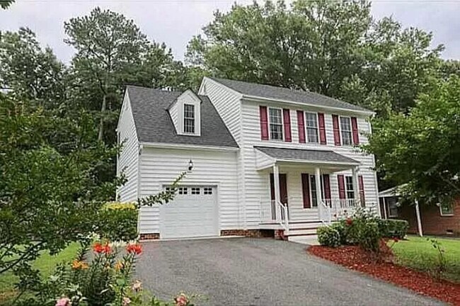 Foto del edificio - 2411 Aiken Drive Henrico VA 23294