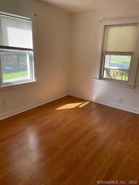 Building Photo - 77 Crestwood Rd