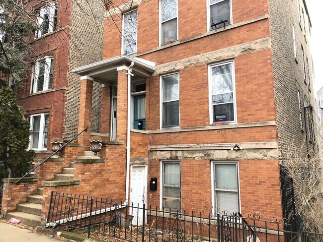 Foto del edificio - 2334 W Belden Ave