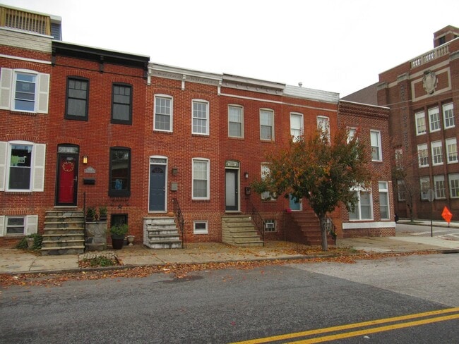 Foto del edificio - Charming 2 Bedroom/2 Bathroom Townhome in Canton, Baltimore, MD!