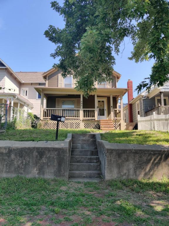 508 Osage St. House Rental in Leavenworth, KS