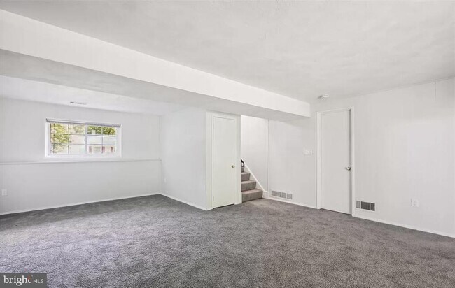 Foto del edificio - 7997 Nolcrest Rd