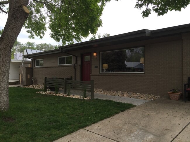Photo - 6040 Estes Ct House