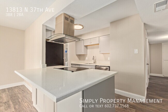 Foto del edificio - 13813 N 37th Ave