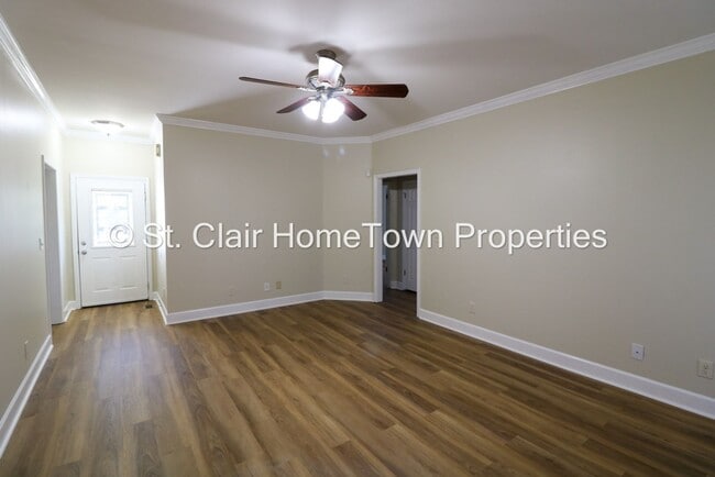 Building Photo - Great Family Home