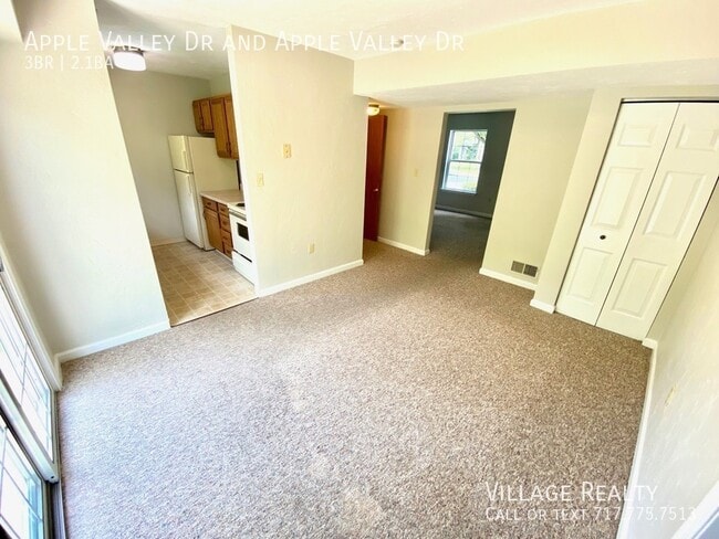 Building Photo - 818 Apple Valley Dr