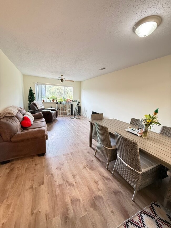 Photo - Peppertree House